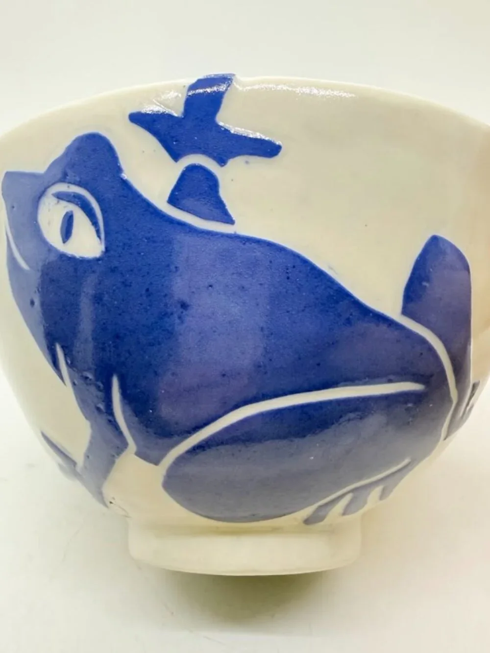 Karis Swink Barry Art Pottery Signed Blue Frog Soup Cereal Bowl Sgraffito Style